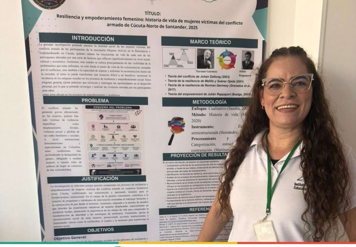 Comunidad acad&eacute;mica reunida en EDESI REDCOLSI